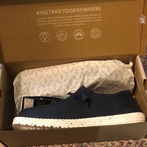 Hey Dudes Women’s shoes